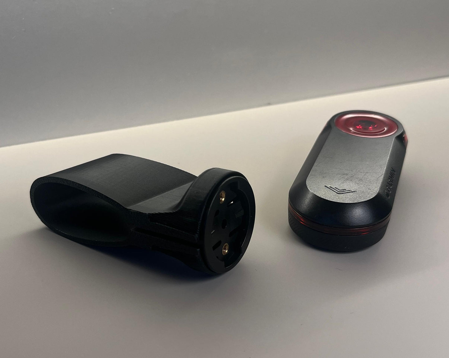 Wahoo TRACKR RADAR Sattelstützen Halterung